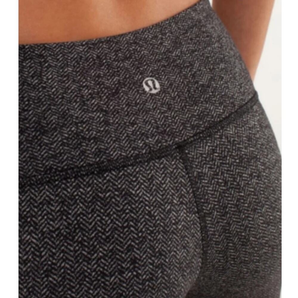 Lululemon Wunder Under Leggings Size 2 Gray Herringbone High Rise Yoga Pant